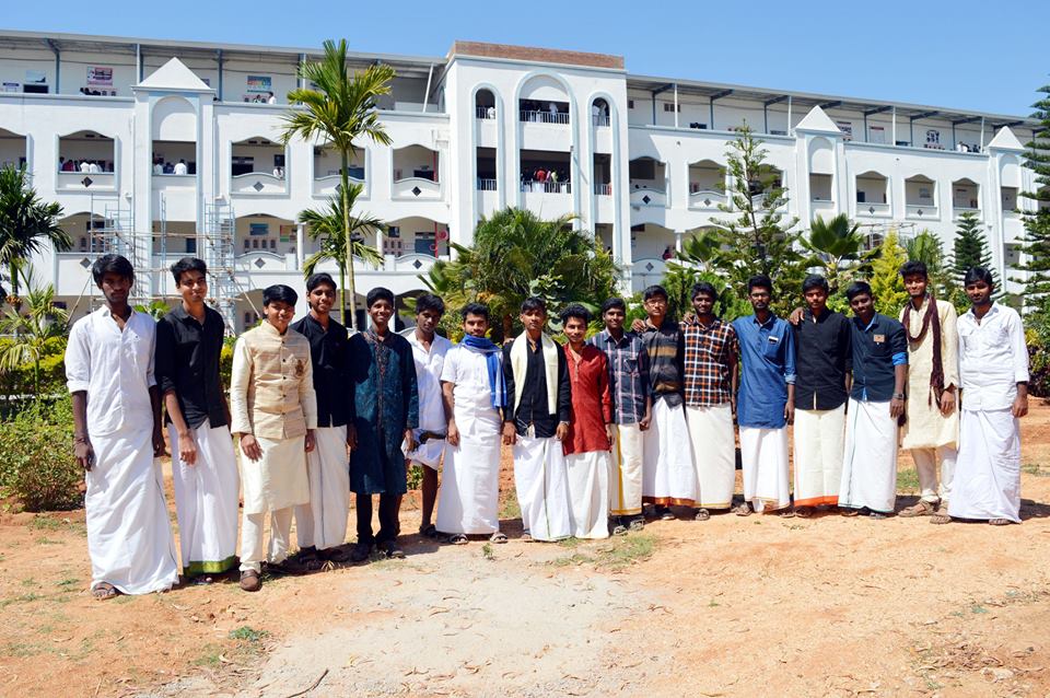 MITS_College's tweet photo. ETHNIC DAY https://t.co/B86Hmin1Xt