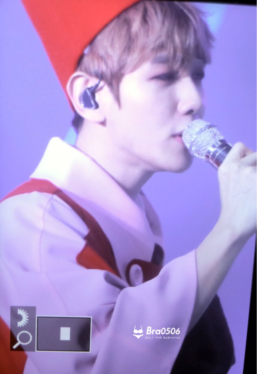 bra0506's tweet photo. #백현 #BAEKHYUN https://t.co/fF2tViL0ga