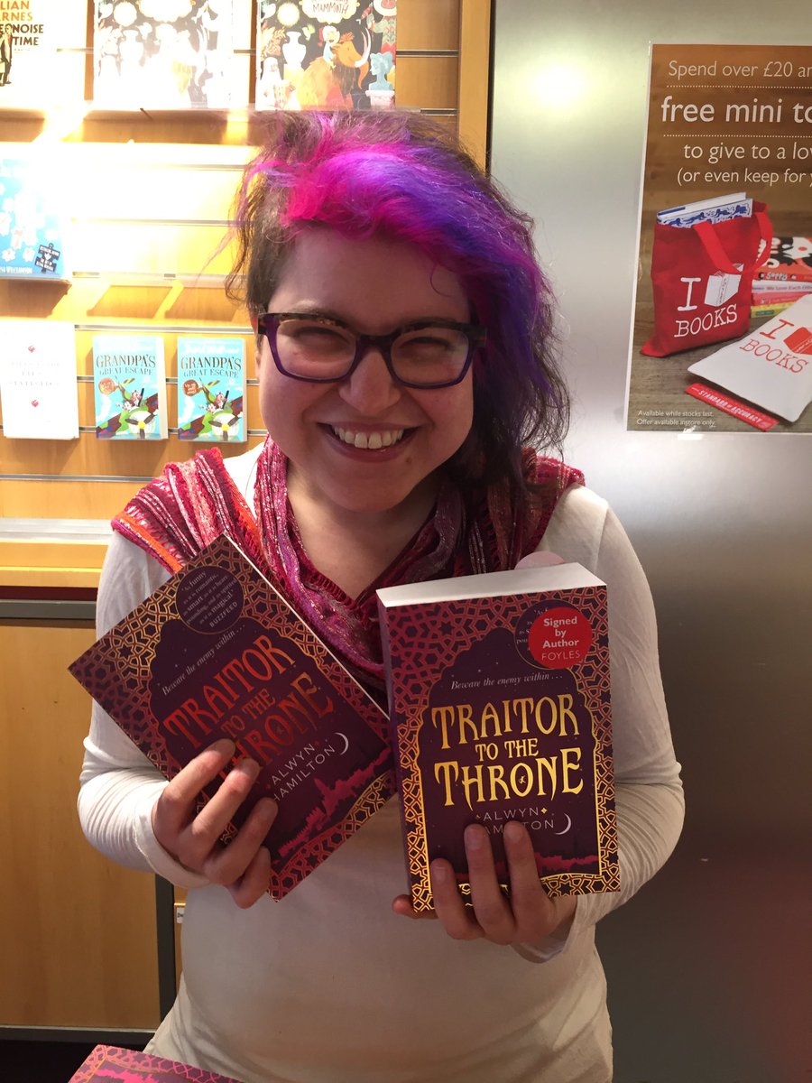 AlwynFJH's tweet photo. Popped into @Foyles Southbank and met @TischforTat whose hair matches TRAITOR! (also signed some!) 💖📚 https://t.co/OdzF8x6utV