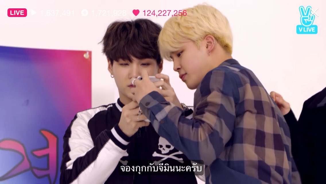 _stsnmbym321's tweet photo. ฟินนนนโว้ยยยยย! #youneverwalkalone #kookv #yoonmin #namjin https://t.co/oWuQ6Oorj2