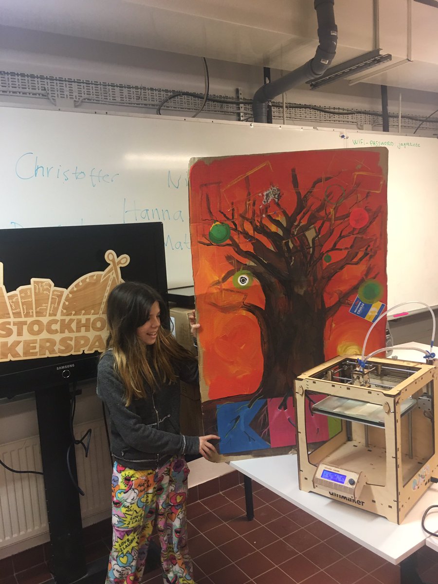 KidsHackDay's tweet photo. Preparing for relaunch of Kids Hack Day! Want to organize your own KHD event check out our new organizer wiki! https://t.co/RUS8hwiJcN https://t.co/B69RBUl2Iw