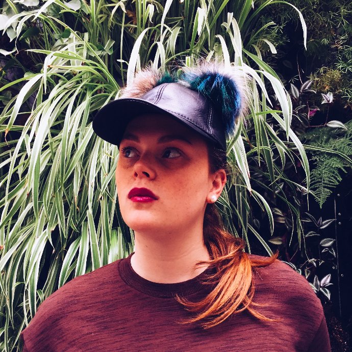 WallecanC's tweet photo. The IT CAP of the season #Yesscaps #winter #fashionblog https://t.co/MbRT7jf6YJ https://t.co/B8pYWs1gwZ