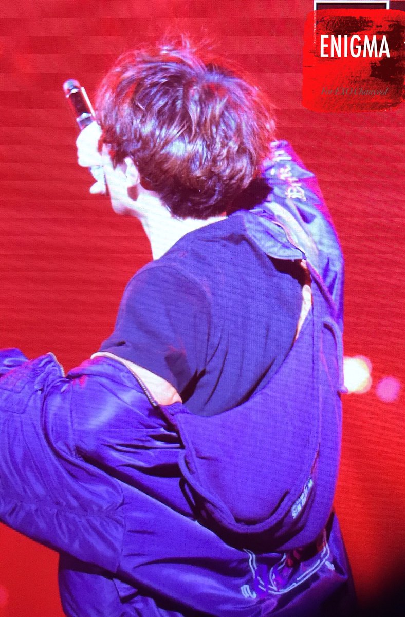 Enigma_Chanyeol's tweet photo. #찬열 #Chanyeol 170212 Preview. 뒷모습도 멋있어! https://t.co/EXE1aXd5OA