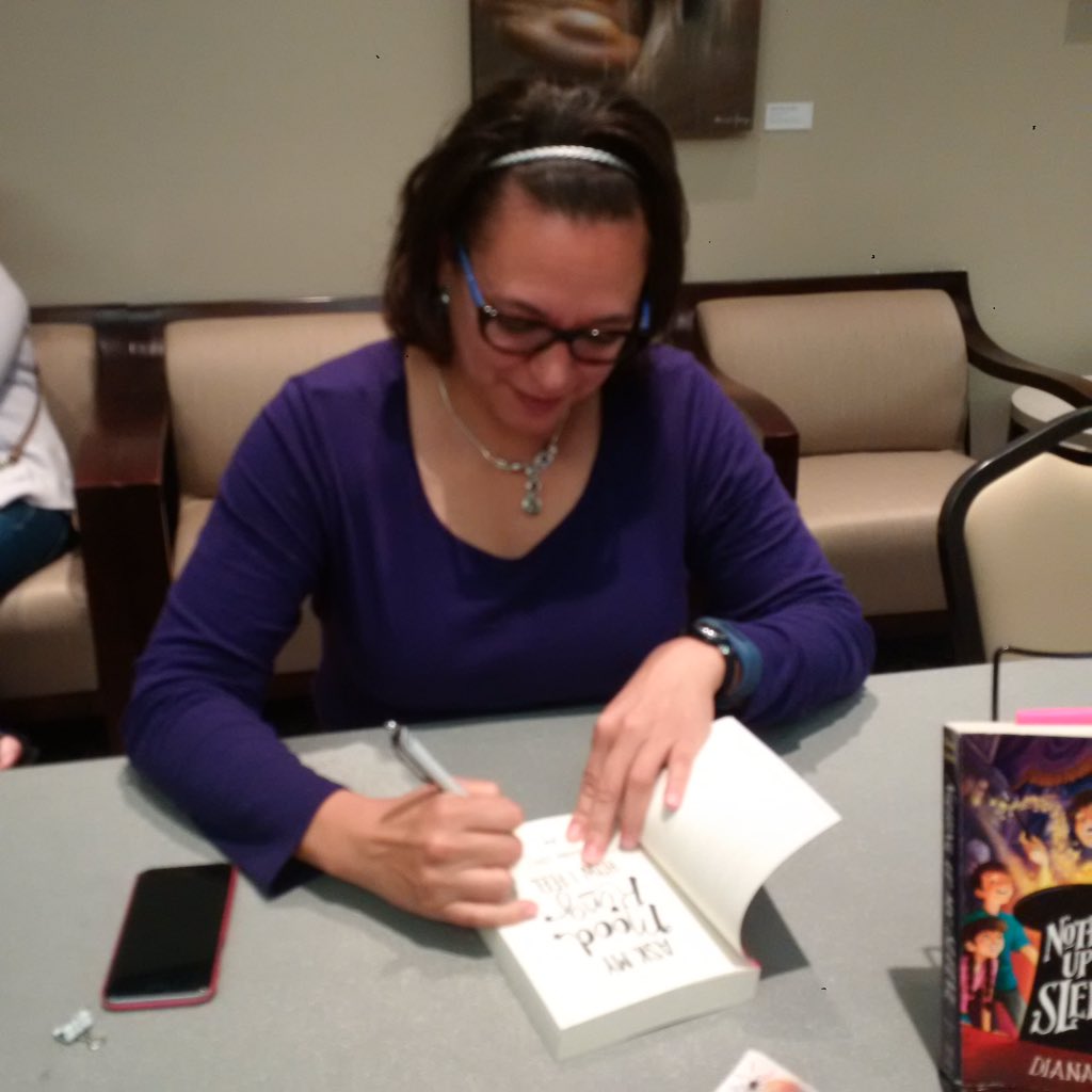 MKessnerEdD's tweet photo. Enjoyed meeting Diana Lopez at @TXLiteracyEd! #TALE2017 https://t.co/Jj0c6MFJac