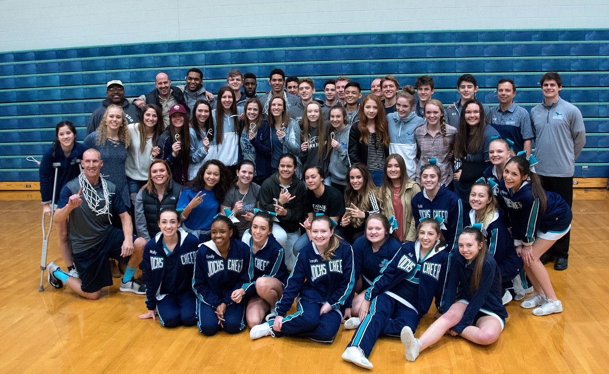 Chris Long tweet media