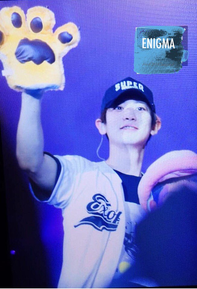Enigma_Chanyeol's tweet photo. #찬열 #Chanyeol 170212 Preview 귀여워!! https://t.co/xoKCJaih4g