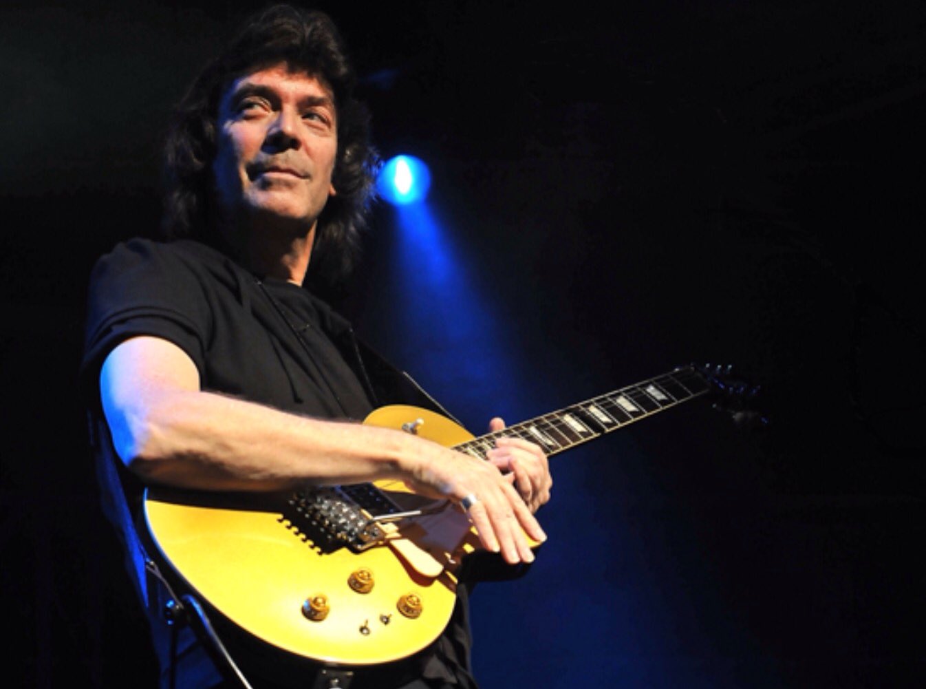 02/12/1950  Happy Birthday, Steve Hackett, guitarist 
                        of Genesis, then solo 