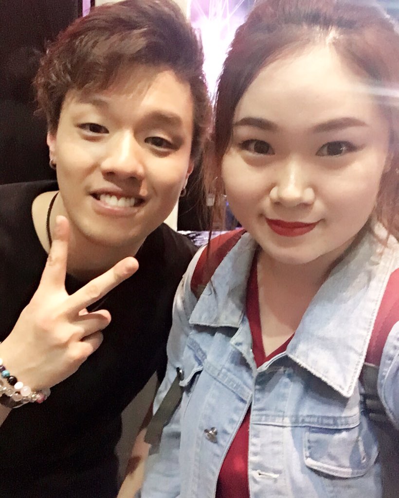 muayevent's tweet photo. 👧🏻👦🏻😍#愛らしいです#キャスト #0tu1 #kaz #0tu1_kaz #nicetomeetyou #japanfestainbangkok2017 #JapanExpo2017 #centralworld #12feb2017 @TNC_KAZ https://t.co/U5D4mrwqa3