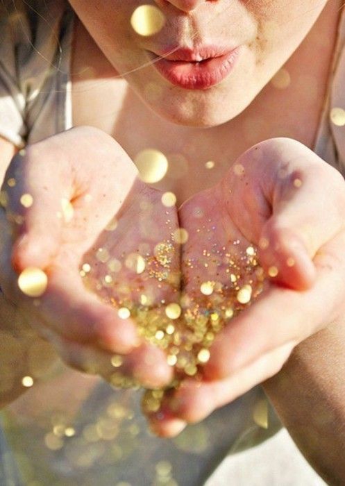 Add some creative sparkles to your Sunday with our favourite #Pinterest projects > ow.ly/pe0W308JudN #SundayFunday #artsandcrafts