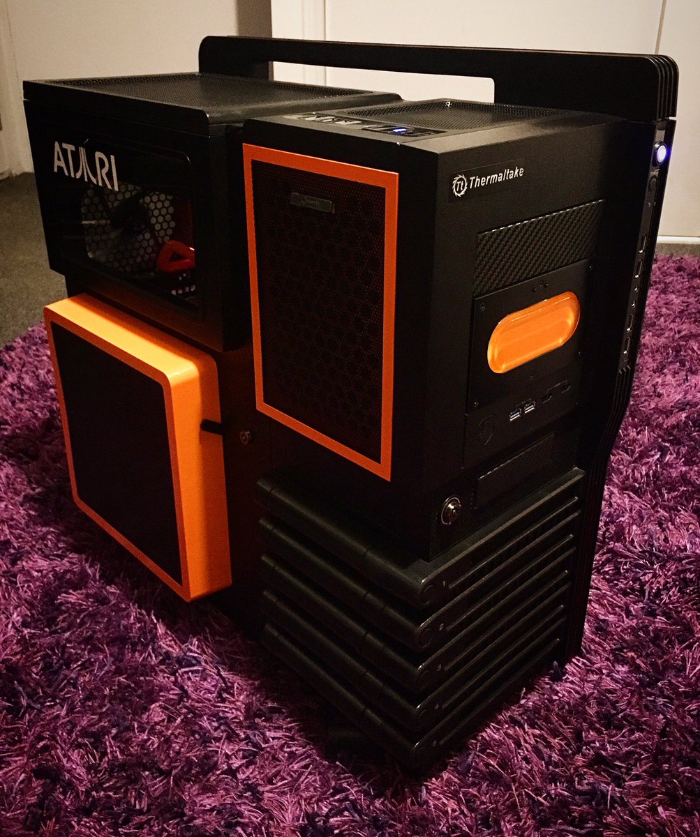 RVT_SPECTRE_01's tweet photo. latest build! #maximusixformula #Gtx1080 #SLI #xtremegaming #i77700k #5ghz #960pro #ek #dominatorplatinum #oculusrift #razer #dxracer https://t.co/AilmN74dyn