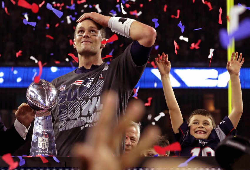BostonDotCom's tweet photo. How the Patriots’ record comeback forced these 3 reporters to rewrite their Super Bowl stories
https://t.co/xS9NPP3vln https://t.co/rm9tQ8Gs1V