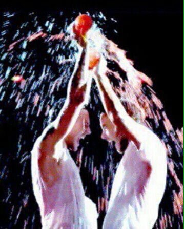 俺／私がこの世界の頂上に君臨する、One Directionを愛した最高のDirだって人はRTしましょうね😊