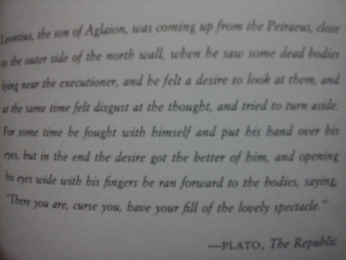 crixandrei's tweet image. I too, am enthralled by the macabre.