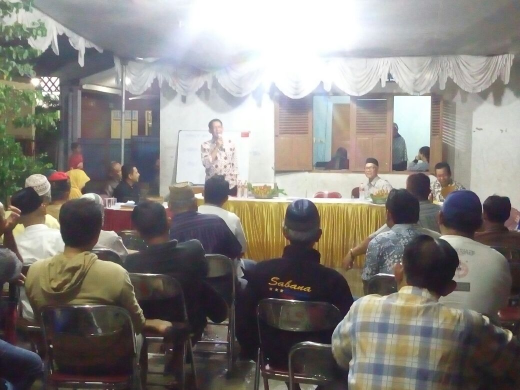 kel_kayuringin's tweet photo. Sambutan lurah kayuringin jaya bapak suryadi,SE dalam rangka pemilihan ketua RT 01 Rw 015 d kantor Rw 015 https://t.co/DsZ9UJckLH