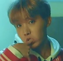 jujupstroci123c's tweet photo. #YouNeverWalkAlone quando eu vou dormir na casa de um parente e esqueço de levar a escova https://t.co/IDmr7fSNAr