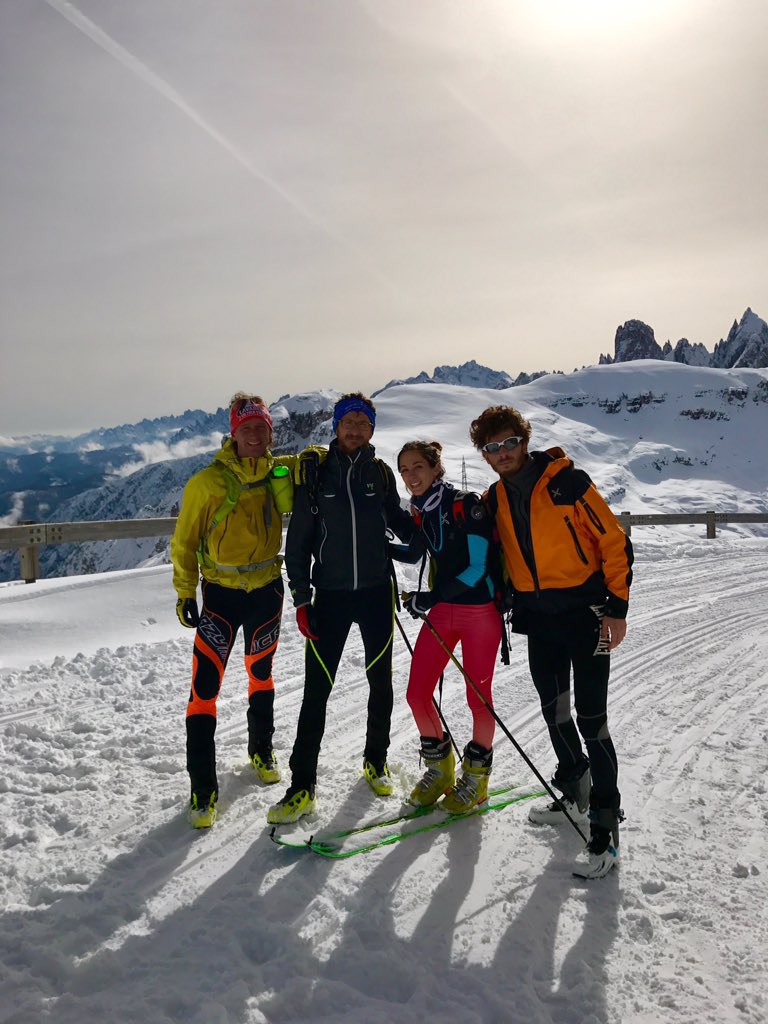 delo_giorgia's tweet photo. #pellata in #trecime ! Fantastico!! #dolomiti #misurina #cadini https://t.co/JV8bfgNwfy
