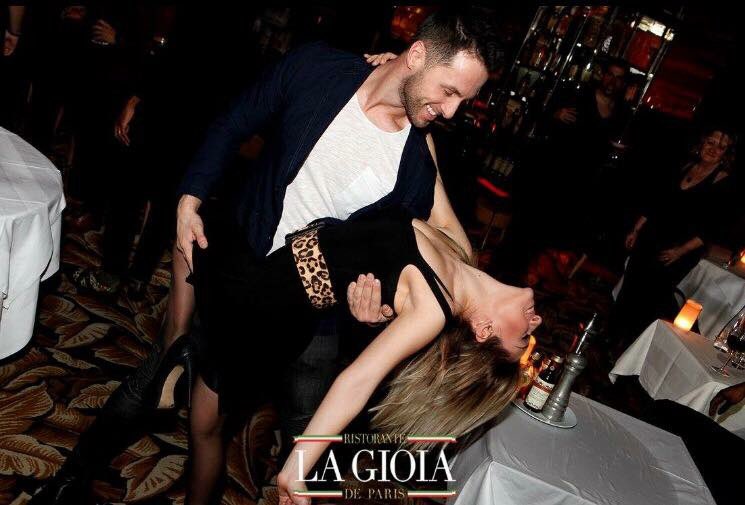 cmillettedancer's tweet photo. Quelques petits pas de danse avec ma @Jade_Geropp lors des mercredis de #lagioiarestaurant ! #viproom #nightclub #funtimes https://t.co/2yBaYwWe0W