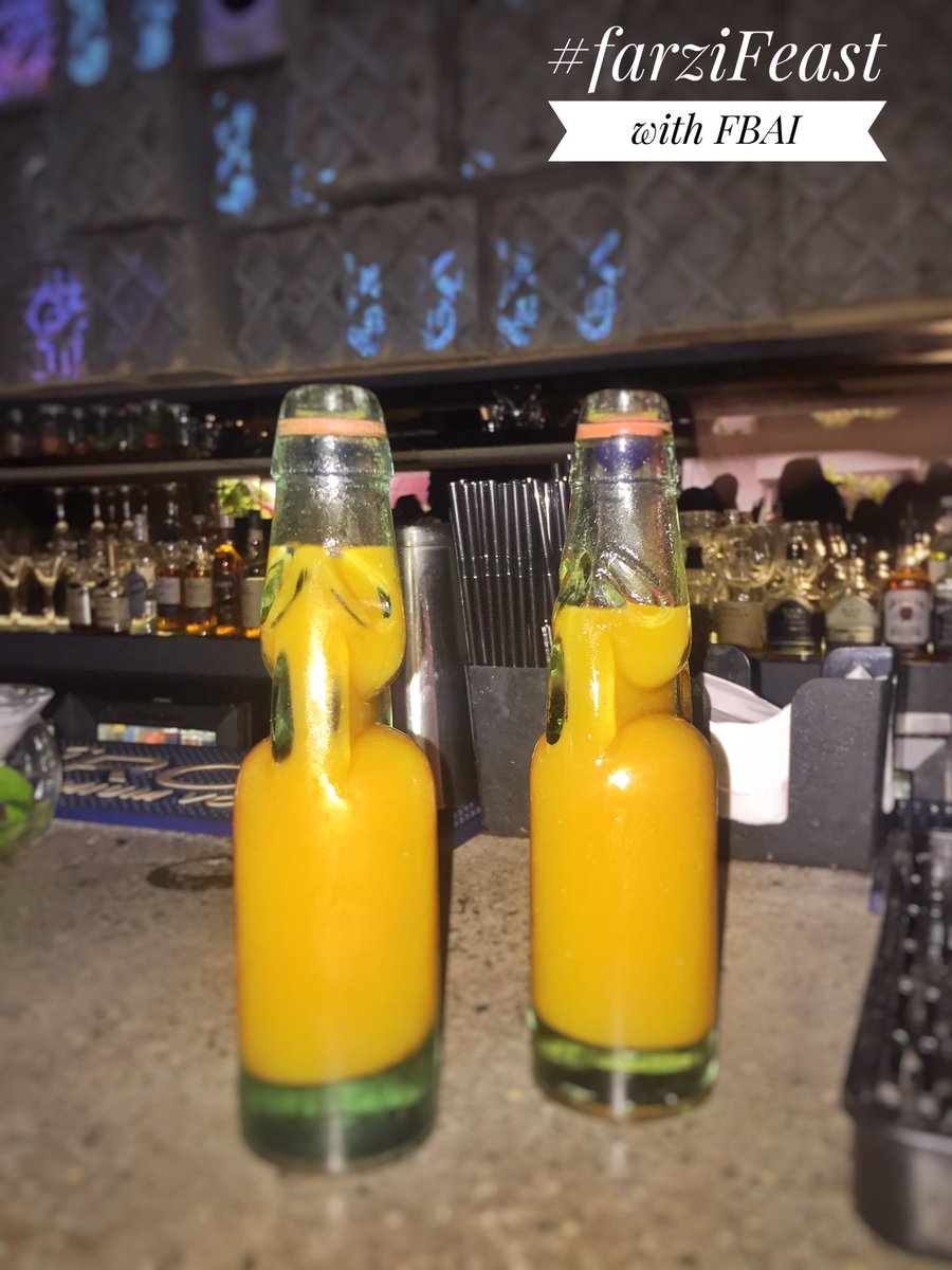 stuffednstarved's tweet photo. A new menu. Flavourbomb dishes. High spirits and theatrics. @FarziCafe is on point. #FarziFeast @FoodBloggerAI 🍴

#mustvisitsoon #mumbai https://t.co/8p93zqwGSF