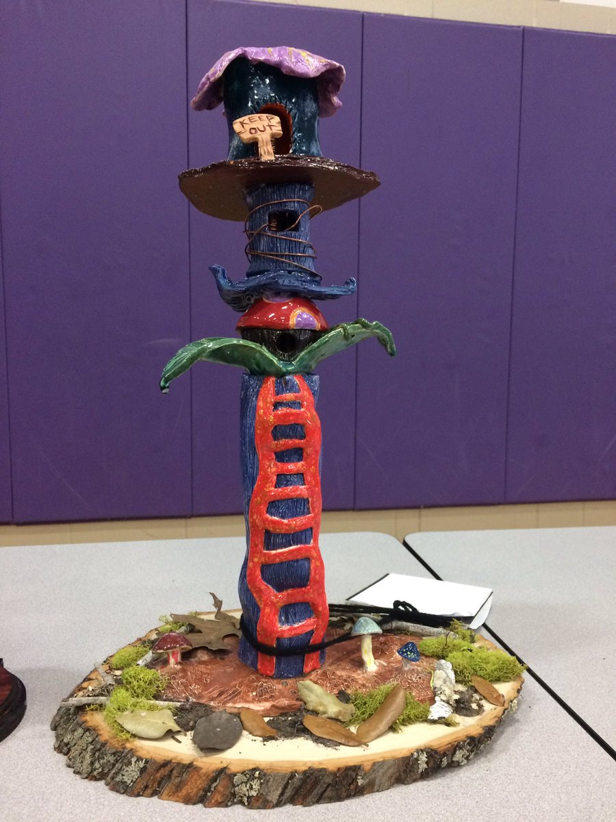 ClementsArtists's tweet photo. Also going to State #VASE ceramic III Vickys piece ~ CONGRATS! @CHS_Rangers https://t.co/q1DEpn5Tnf