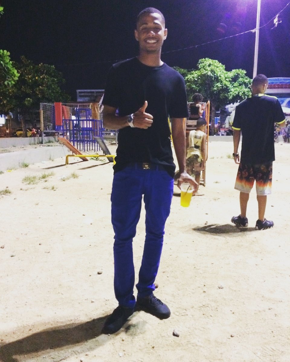 larssonsonso1's tweet photo. Lucky Alfred Wagner ... rs🍻 🐺✌
#Chininhacoisalinda
#Robacena
#Coisasleve https://t.co/9kkM3ICaUq