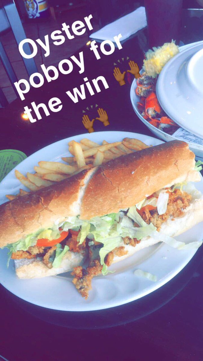 MiNiTice's tweet photo. Ricky P's did not disappoint! #seafood #tasteofhome #explorestpete https://t.co/uWGWb9SGpi