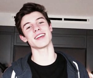 bibethump's tweet photo. Kto nie wie gdzie leży Polska? 🇵🇱#PolandLovesShawn https://t.co/geuABNRogj