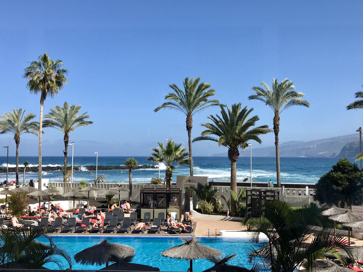 This is how all cycle rides should end 😉☀️🚴🏻 #Canaryislands #cyclinglife #cyclingspain #cyclingholidays