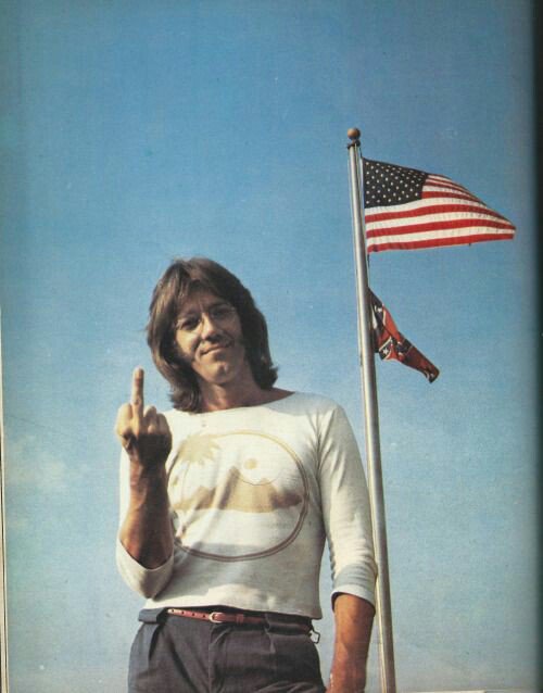 HAPPY BIRTHDAY, RAY MANZAREK. GREAT LEGEND AND IDOL. 
ALWAYS IN MY HEART. 