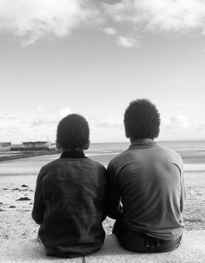 ELLEfrance's tweet photo. "Partez d'ici, sales nègres" : mes fils sont métis, je suis en colère, obstinément https://t.co/ufgyMcfwvb https://t.co/Q6VGDJAZpa