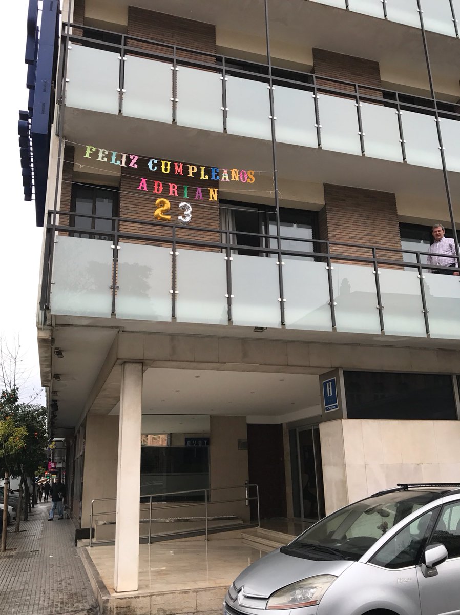 TRYPCordoba's tweet photo. ✨Hoy es un gran día!Muchas gracias Familia Bozal por compartir una fecha tan especial #Feliz23Cumpleaños @Adrian_Bozal 🎂🎉🎊#CollectEmotions 😍 https://t.co/Ar6Y57Q7z3