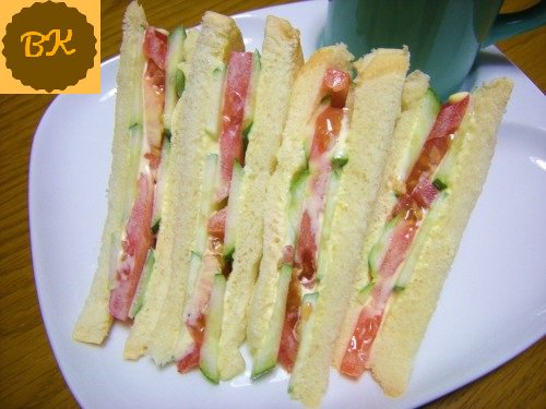 BabkinKitchen's tweet photo. https://t.co/HXWm8w2lMI  
#10_Days_10_Sandwiches
#Day1 #CucumberTomatoSandwich by BabKin's Kitchen
#recipeblog #LoveWithoutBorders https://t.co/gZk4cuPSOf