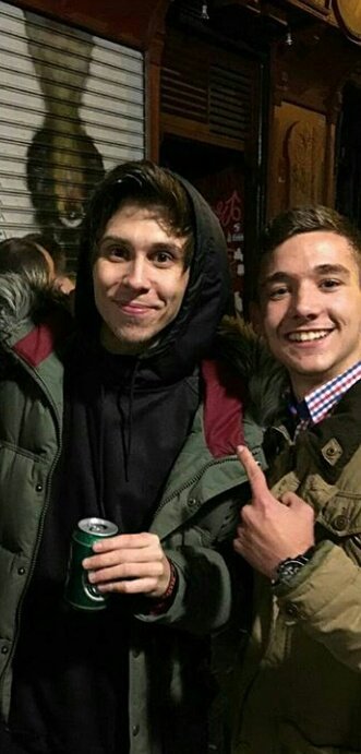 RubenSquadOk's tweet photo. Ruben ayer por la noche https://t.co/SwPjmehTSN