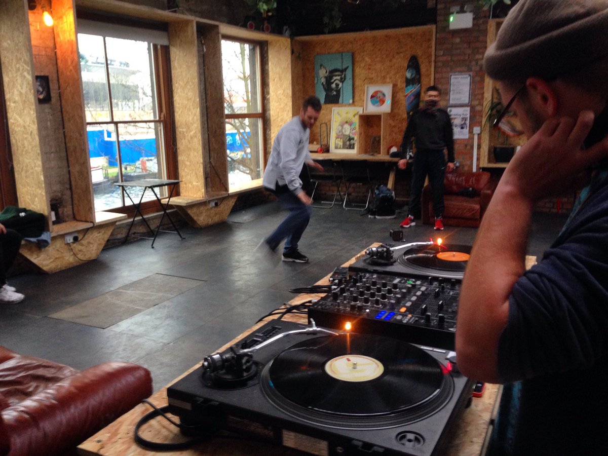 hashtagunity's tweet image. Our Sunday sessions @StourSpace  are shaping up nicely @Edspoons on the 1s n 2s. Open session for dancers #london #hiphop #dance #bboy