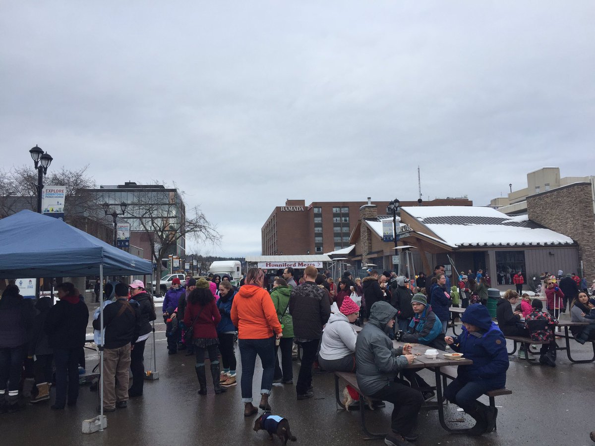 Awesome to see #downtownpg festivities. Stop by if you want to warm up!