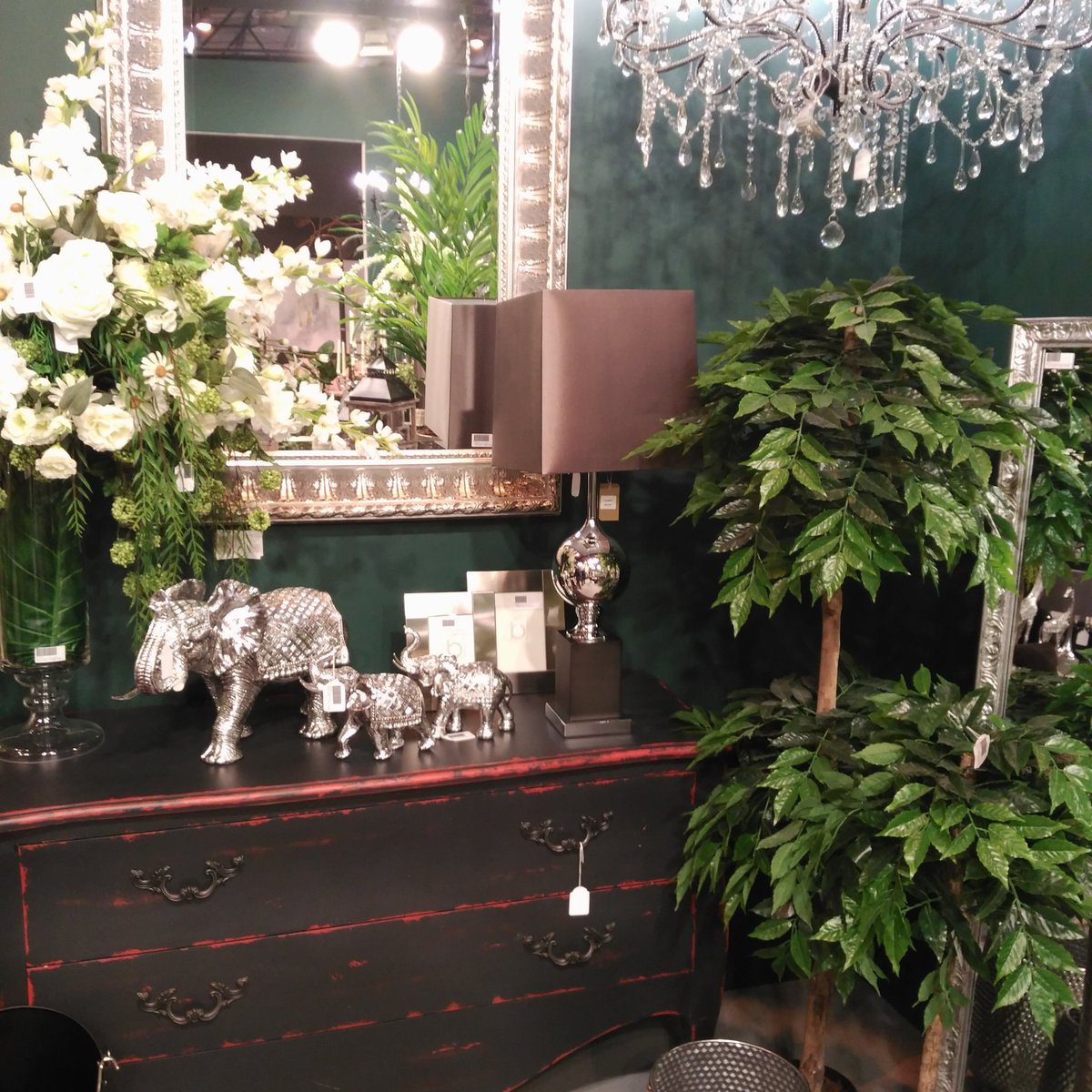 Hegomor_Coin's tweet photo. Van llegando novedades!!! 
#decoracion #hegomor #novedades https://t.co/NSTJK3QdL5