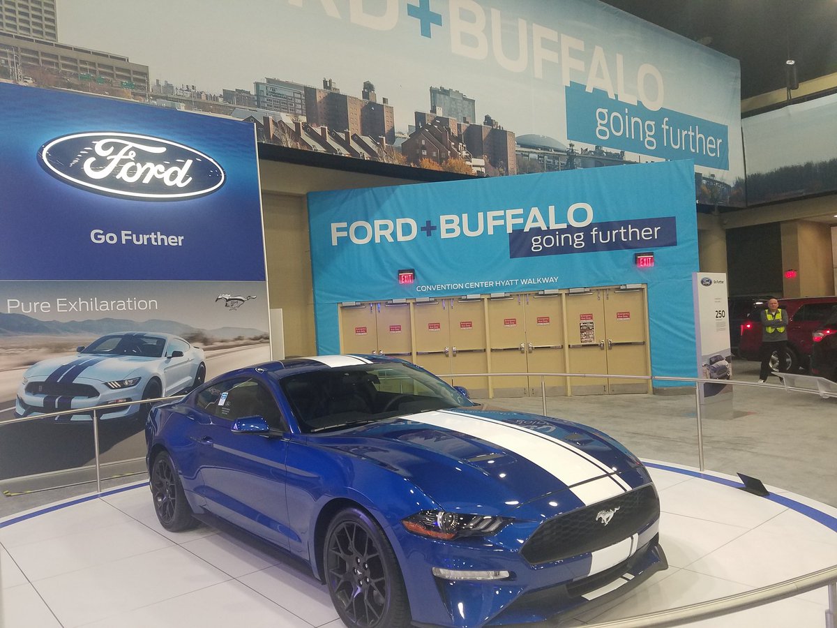 Ford_MelanieW's tweet photo. Final hours of the #bfloautoshow! Come by and see us at @Ford! @FordAutoShows @Ford_AudreyY @Ford_CallieW @Ford_JessicaW @FordPerformance https://t.co/RQUO9PE6WY