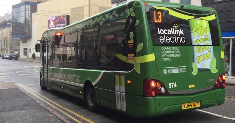 electro_mov's tweet photo. #Nottingham apoya la #movilidad eléctrica con la mayor flota de buses eléctricos y parkings disuasorios 

https://t.co/qVKHxFED9H… #VE #eBus https://t.co/2yCAmRdWMZ