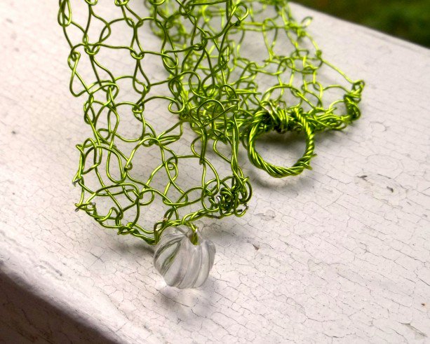 1201Shop's tweet photo. https://t.co/ke1GCqvngC Knit Wire cuff with bead and loop closure, $20 @aftcra #handmade https://t.co/2hxB8OdKUt