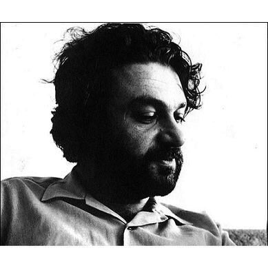 Ben vedaları sevmem albayım. 
Hiç gitmesin insanlar. 
Hele gelmemek üzere giderlerse, çok üzülürüm albayım, dayanamam.

/Oğuz Atay/