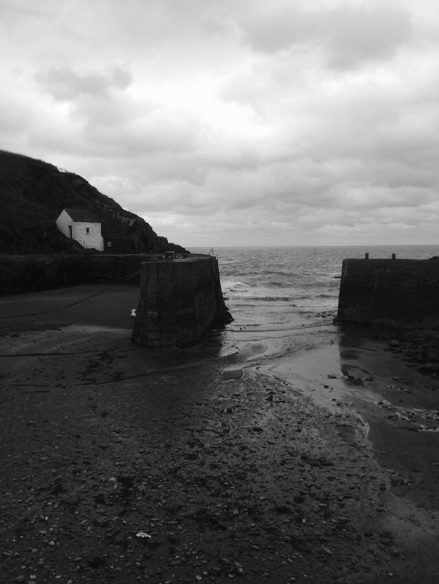 TrefinCottages's tweet photo. Fantastic windy walk to Porthgain #Pembrokeshire #pembscoastpath https://t.co/3270kQOOBl