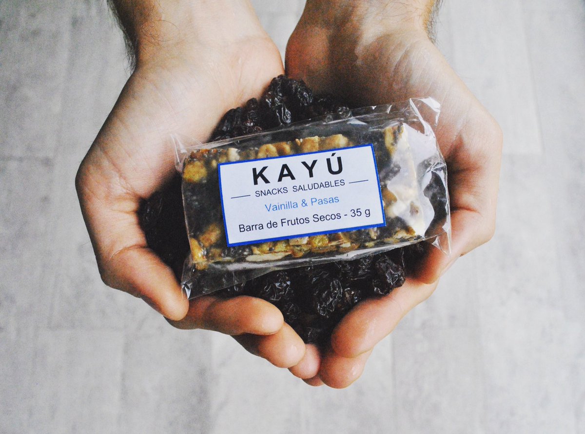 kaxuSnacks's tweet photo. Las pasas de uva son una excelente fuente de energía con alto contenido de antioxidantes naturales 🍇 #nutrición https://t.co/GqtPH3YTrx