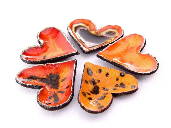 Need a Valentines gift? There are lots of pieces available from <a href="/CeramicaEtc/">ceramica.etc</a> including my cards or victoria-bentham.co.uk/shop Happy Valentines!