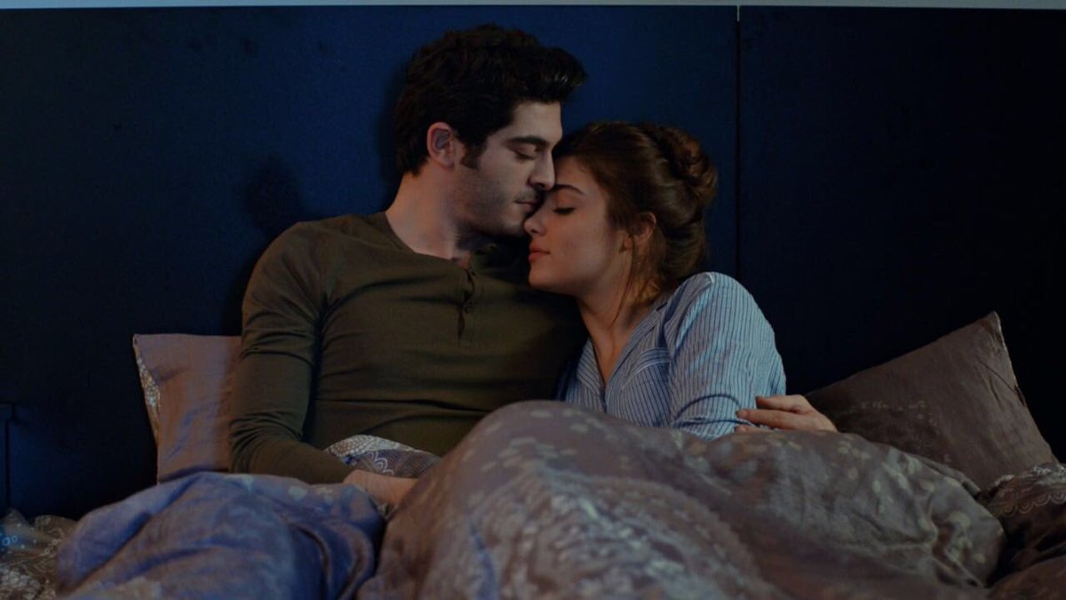 AskLaftanAnlamz's tweet photo. Hayat ve Murat… ☺ #yenibirhayat https://t.co/9FGFHq6VyW