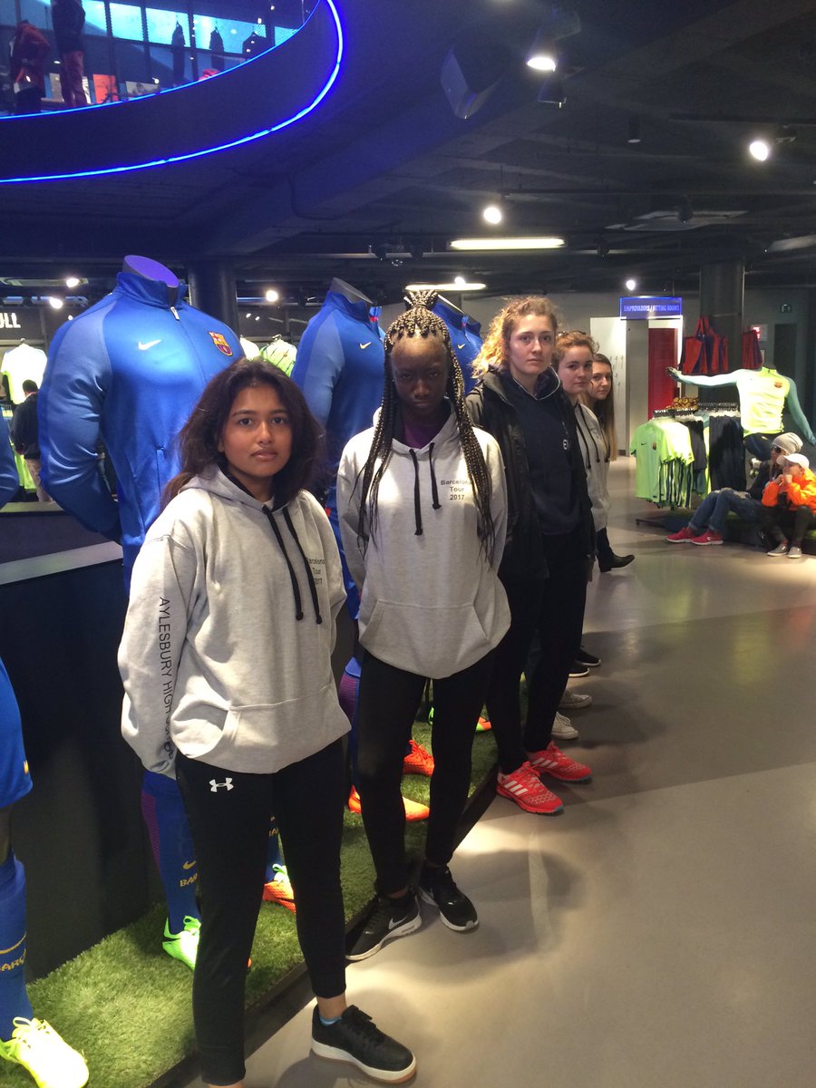 TeamAHSPE's tweet image. Barca shop #TeamModels