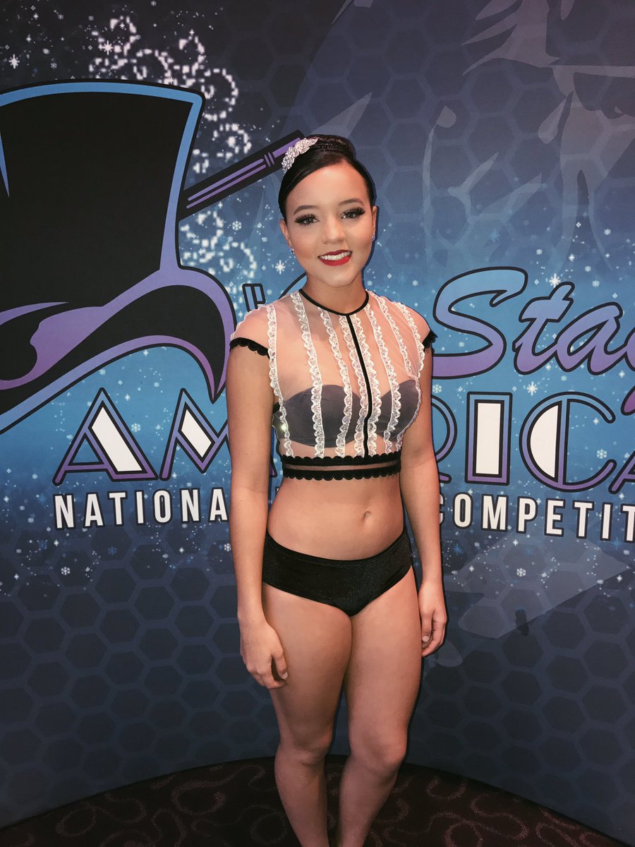 jaylinburns's tweet photo. first comp was amazing!!!!! 💜 https://t.co/11nP3zwKPG