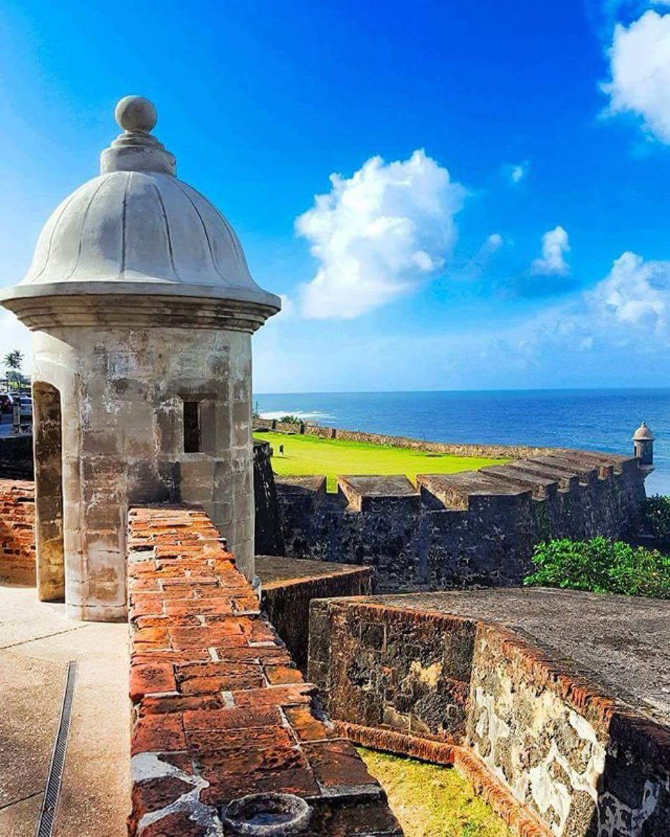 MelndezAlexis's tweet photo. #elmorro @PuertoRicoPUR https://t.co/a86IbstMtU