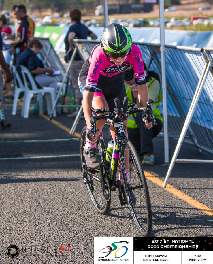 doubleST_'s tweet photo. @Cycling_SA #SAROADCHAMPS 2017 @TeamAfricaPride @MoniqueGerbers @KelseyVanSchoor #sports #photography @CSAWomen https://t.co/UKORAQr1Pa