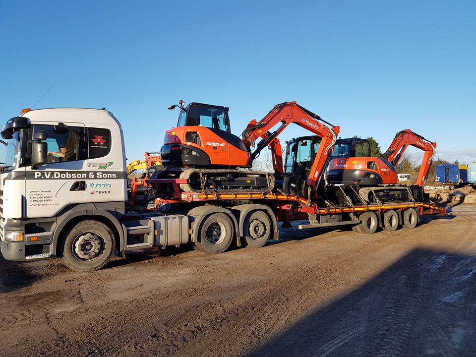 The best things come in threes! <a href="/Hewitson1Owen/">Hewitson plant sales</a> has taken charge of three new Kubota machines from @PV_Dobson_Sons