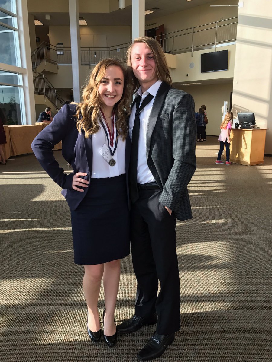 julia_rose44's tweet photo. Can't believe our last area comp is over! Wouldn't want to spend it with anyone else :) #viewsfromarea6 https://t.co/3z3si3ir3c