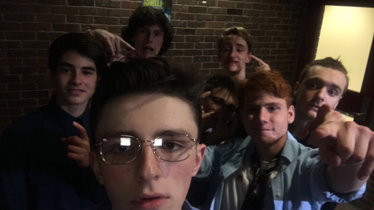 Dinansaur's tweet photo. A night to remember #chswinterball https://t.co/nsADB3ZWSm